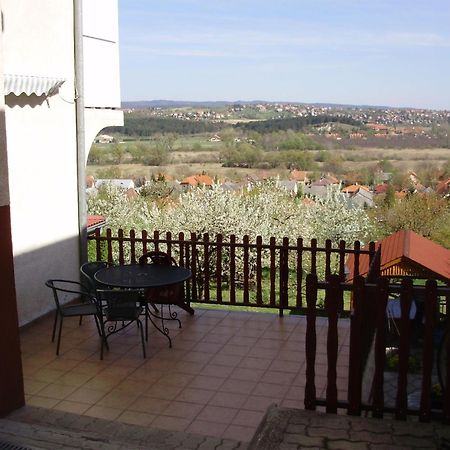 Apartman Berki Hévíz Exterior foto